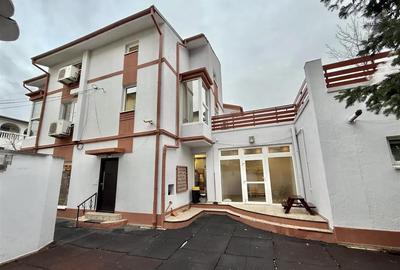 Casă individuală cu 5 camere în Vatra Luminoasă