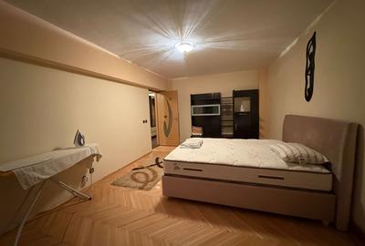 Apartament, 4 camere, 120 mp, Calea Severinului, Zona Promenada Apartament, 4 camere, 120 mp, Calea Severinului, Zona Promenada - 3