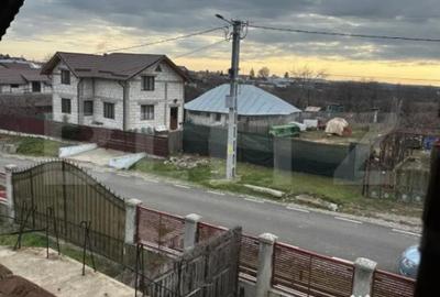 Casă cu 7 camere cu Teren 1400 Mp în Central - 15