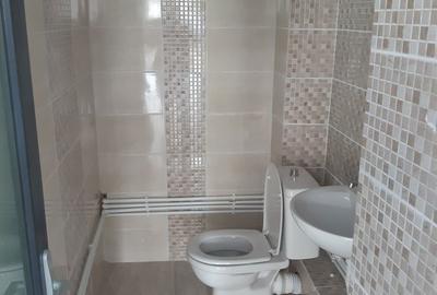Spațiu comercial, de 80 mp, în Central - 3