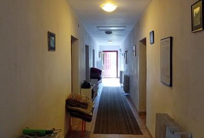 Casă individuală cu 6 camere cu Teren 854 Mp în Văliug - 16