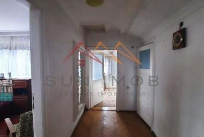 Vila 7 camere, an 1984, garaj, terasa, teren 604 m2, Poiana Campina,PH - 17