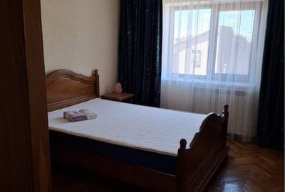 Apartament cu 3 camere decomandat, mobilat în Central - 2