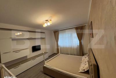 Apartament cu 2 camere decomandat în Tractorul - 7