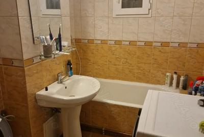 Apartament cu 2 camere decomandat în Rovine - 8