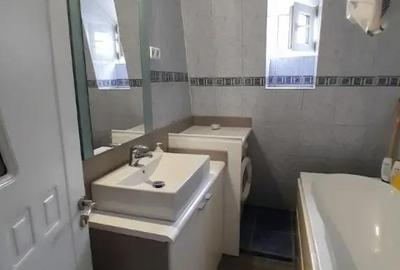 Apartament cu 3 camere semidecomandat în Central - 4
