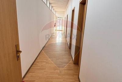 Spa?iu de birouri de 431mp in zona Kaufland Medias - 18