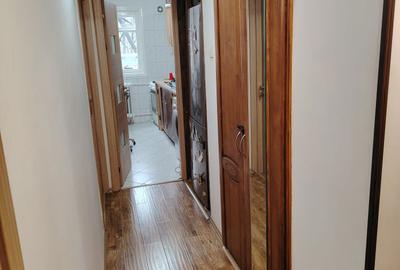 Apartament cu 3 camere semidecomandat în Drumul Taberei - 8