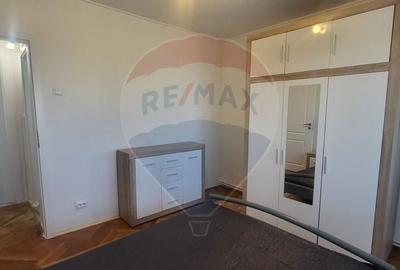 Apartament cu 3 camere de inchiriat in zona Micalaca - 10