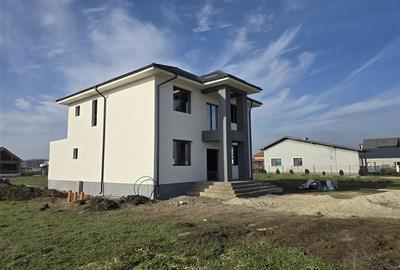 Casă individuală cu 5 camere cu Teren 540 Mp în Tărtășești - 2