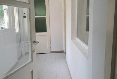 Casă cu 3 camere cu Teren 400 Mp în Gării - 1