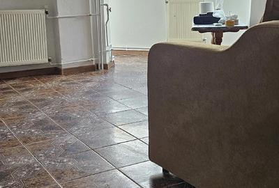 Garsonieră decomandată în Central - 3