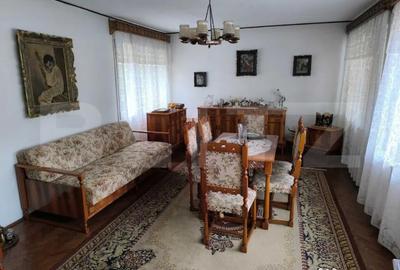 Casă cu 7 camere cu Teren 1200 Mp în Năsăud - 2