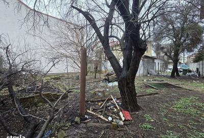 Spațiu comercial, în Dămăroaia - 16