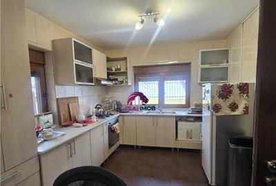 Vila 4 Camere Mogosoaia - 1