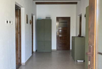 Casă cu 3 camere în Central - 4