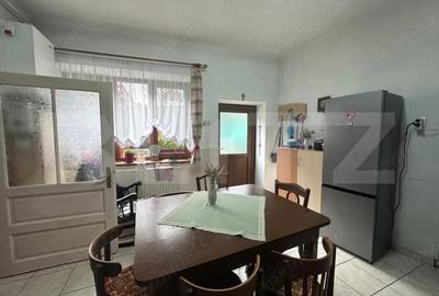 Apartament cu 3 camere decomandat, mobilat în Central - 11