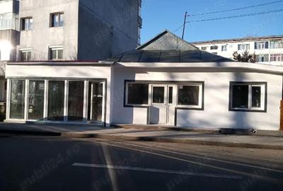 Spațiu comercial, de 130 mp, în Central - 2