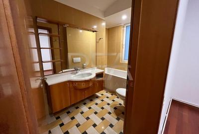 Apartament 4 camere  Resedinta - 20