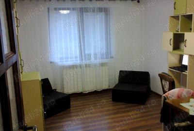 Apartament cu 2 camere decomandat în Sinaia - 1