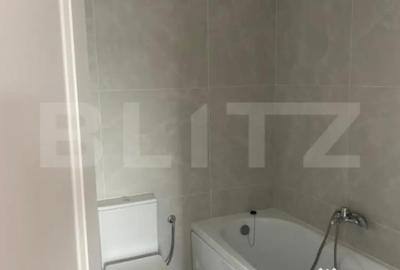 Casă cu 4 camere cu Teren 260 Mp în Central - 11