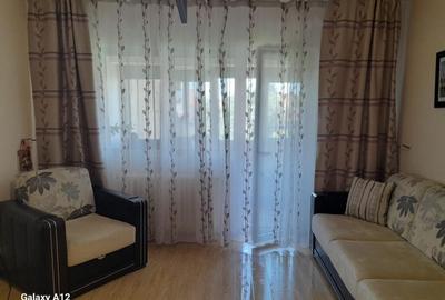 Apartament decomandat, 3 camere, 80 mp, zona Ramada - 11