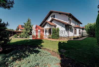 Casă individuală cu 7 camere cu Canalizare în Ghimbav Livadă - 2