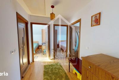 Casă cu 4 camere cu Teren 500 Mp în Sadu - 10