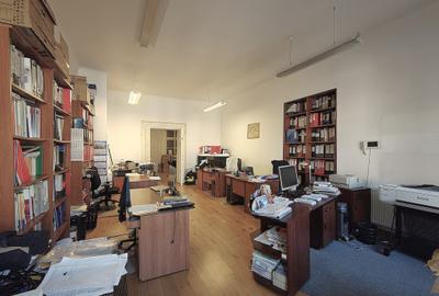 De vânzare – Apartament 62 mp, ideal pentru birou sau spațiu comercial, pe strad - 3