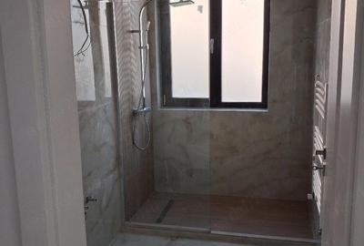 Casă cu 4 camere cu Teren 300 Mp în Giroc - 3
