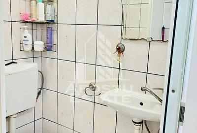 Garsonieră semidecomandată, mobilată în Complex Studențesc - 1