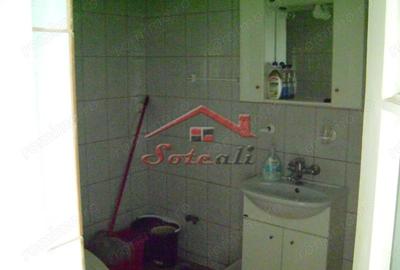 Casă cu Teren 880 Mp în Cornu - 2