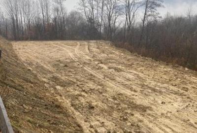 Teren de 2000 mp, în Central - 3