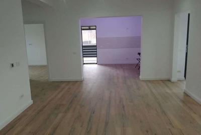 Casă cu 3 camere în Hemeiuș - 2