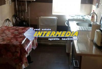 Apartament cu 2 camere, mobilat în Cetate - 6
