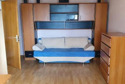 Garsonieră decomandată în Titan - 3