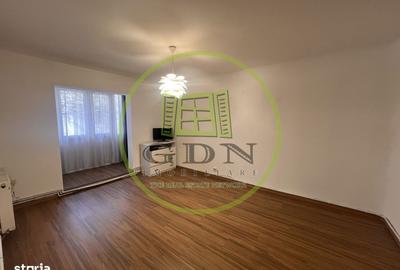 Apartament cu 4 camere decomandat în 1 Mai