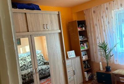 Apartament cu 4 camere decomandat în Micro 15 - 7