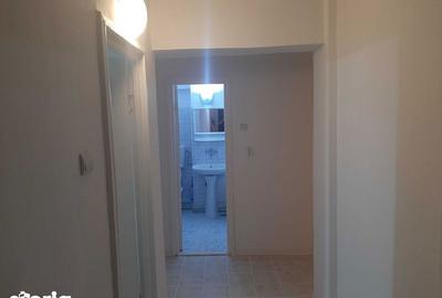 Apartament cu 3 camere decomandat în Central - 2