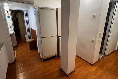 Apartament cu 2 camere decomandat în Titan
