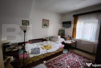 Casă cu 6 camere cu Teren 700 Mp în Criș - 9