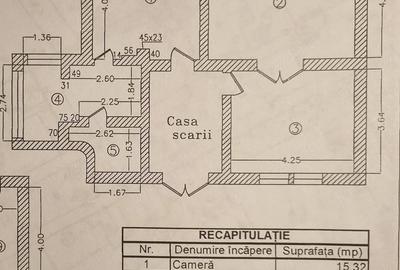 Apartament cu 3 camere nedecomandat în P-ța Victoriei - 1