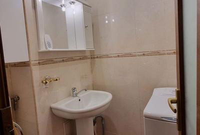 Apartament cu 3 camere semidecomandat în Tei - 6
