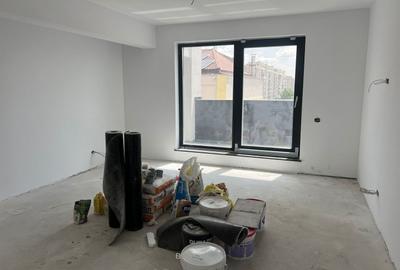 Apartament cu 5 camere în Decebal - 18