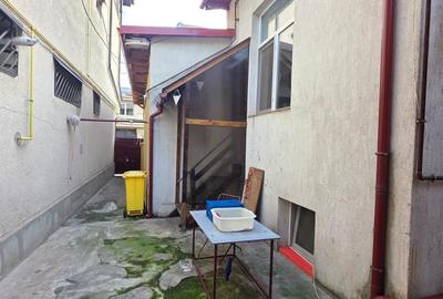 CENTRU 2 CORPURI DE CASA DIN CARAMIDA 5 CAMERE 2 BAI 2 BUCATARII UTILITATI, GAZE - 7