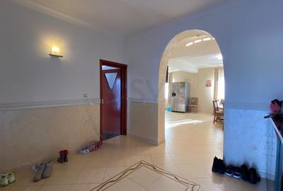 REV2003389 Vila Pantelimon proximitatea lacului - 42