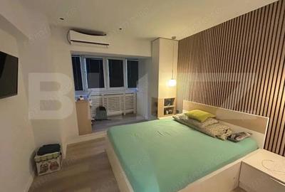 Apartament cu 3 camere decomandat în P-ța Universității - 1