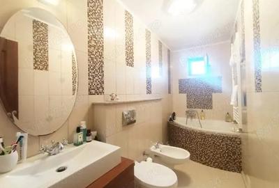 Apartament cu 3 camere decomandat în Central - 4