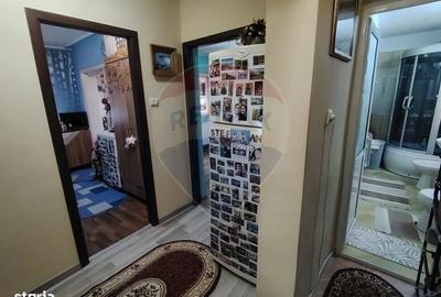 Apartament cu 2 camere decomandat, mobilat în Central