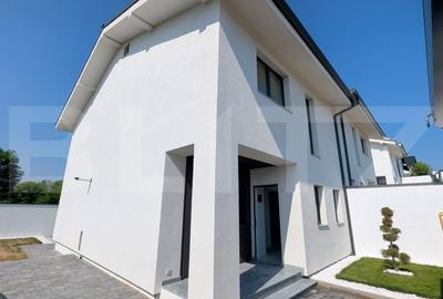 Casa tip duplex, 138 mp utili, cu piscina, 4 camere, Cetate